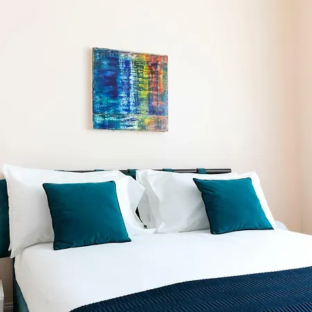 Manzoni Clc Apartament